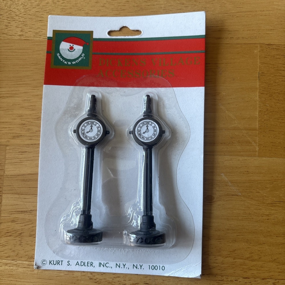 Vintage Kurt Adler Dickenson Village Accessories Street Clocks Two New 3.5"